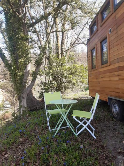 Micro Maison Bois / Tiny House Au Calme Crest Kültér fotó
